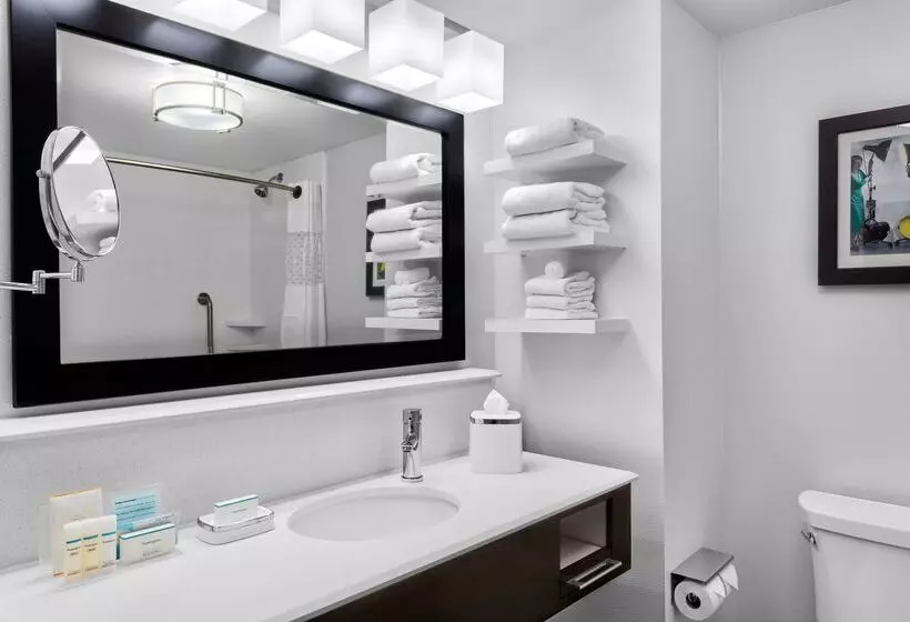 هتل Hampton Inn & Suites Los Angeles/hollywood