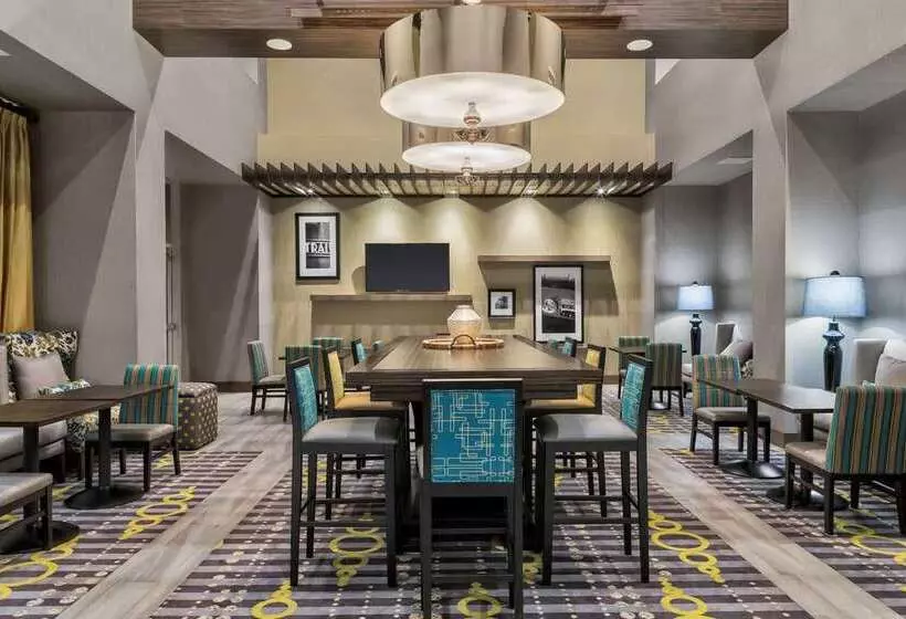 هتل Hampton Inn & Suites Los Angeles/hollywood