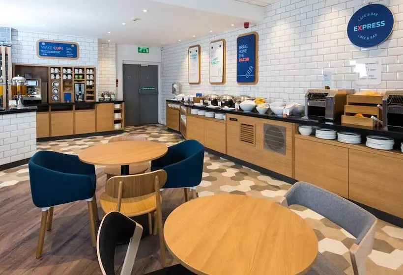 호텔 Holiday Inn Express Bristol City Centre, An Ihg