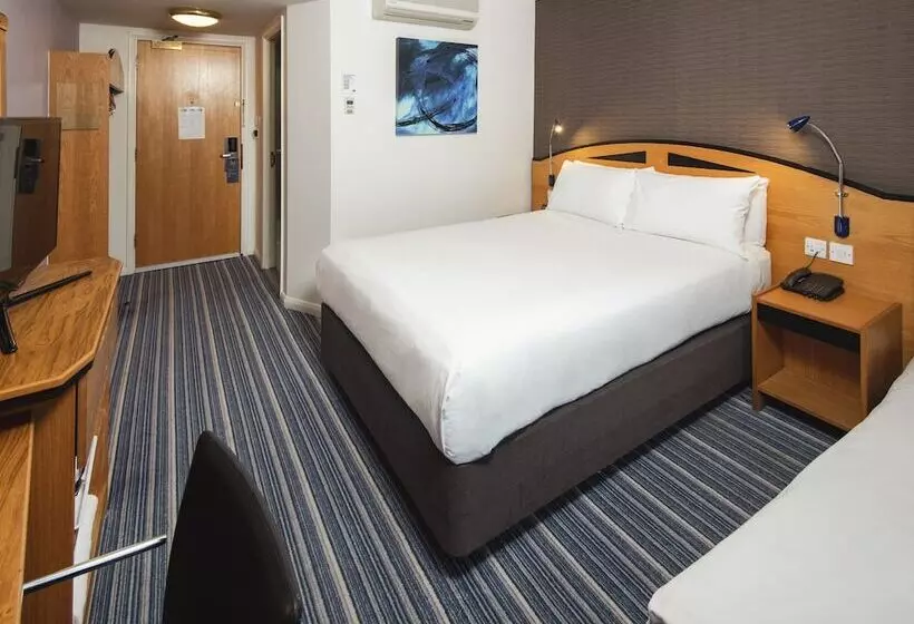 호텔 Holiday Inn Express Bristol City Centre, An Ihg