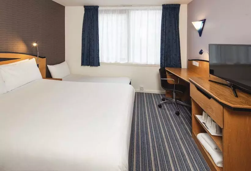 호텔 Holiday Inn Express Bristol City Centre, An Ihg