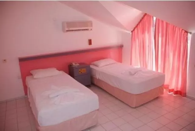 ホテル Kaan Apartments