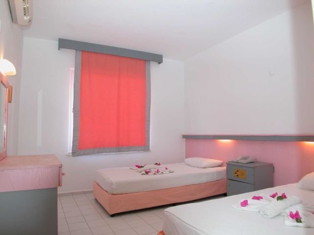 Отель Kaan Apartments