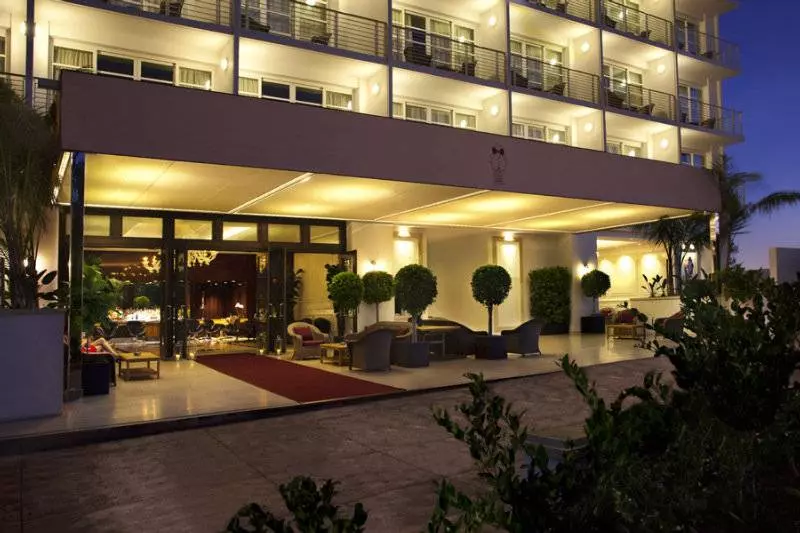 هتل Cameo Beverly Hills