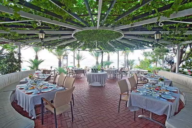 Hotel Pirate S Beach Club