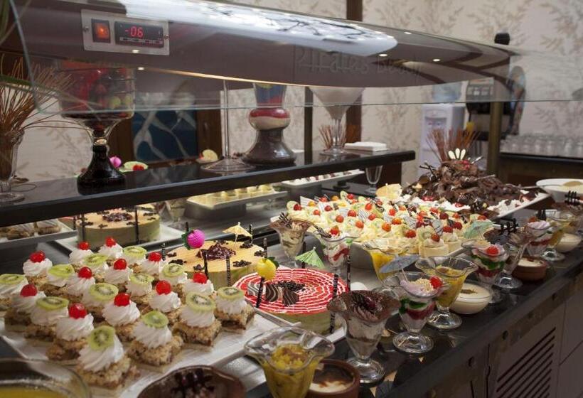 هتل Pirate S Beach Club