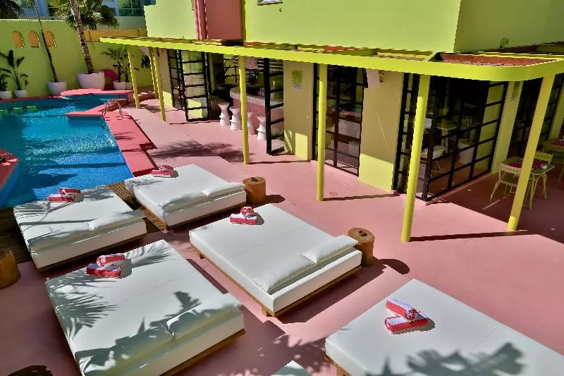 Отель Tropicana Ibiza Suites  Adults Only