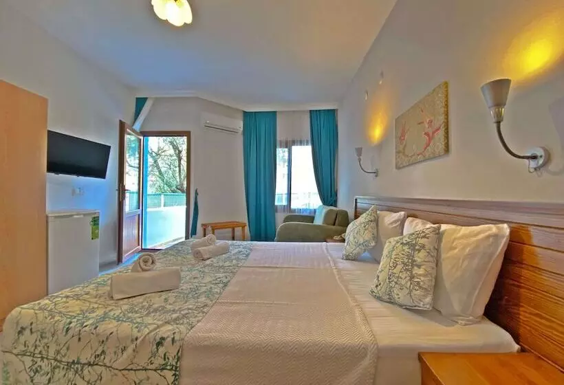 בית מלון כפרי Zehra Tatil Köyü  Halal All Inclusive