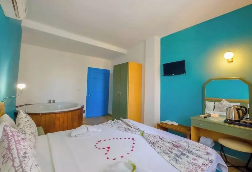 בית מלון כפרי Zehra Tatil Köyü  Halal All Inclusive