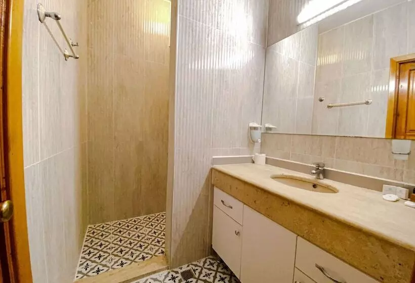 בית מלון כפרי Zehra Tatil Köyü  Halal All Inclusive