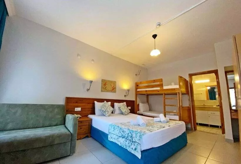 בית מלון כפרי Zehra Tatil Köyü  Halal All Inclusive