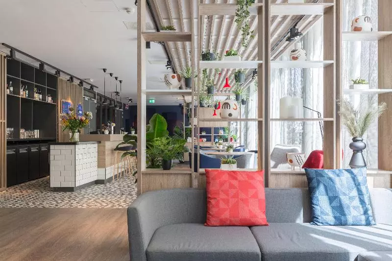 ホテル Holiday Inn Express Brussels Grand Place By Ihg