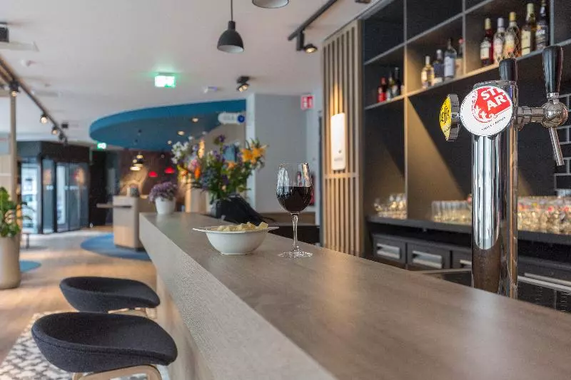ホテル Holiday Inn Express Brussels Grand Place By Ihg