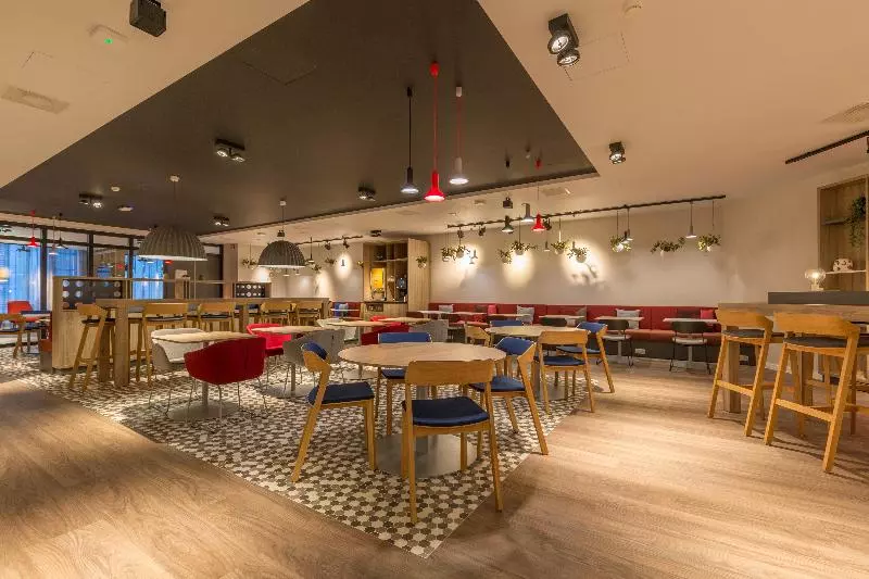 ホテル Holiday Inn Express Brussels Grand Place By Ihg