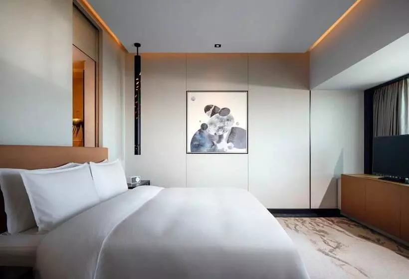 Hotelli New World Shenyang