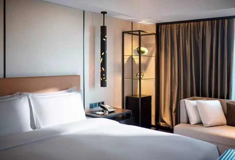 Hotelli New World Shenyang