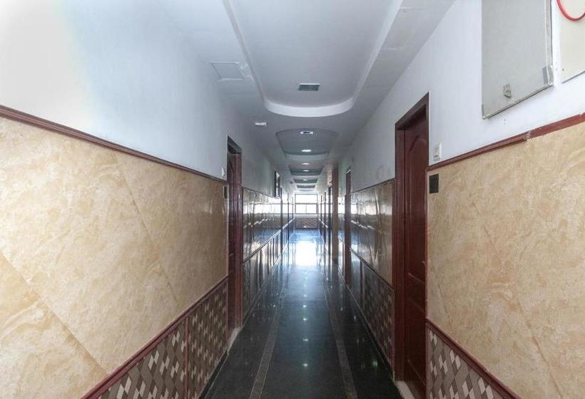 ホテル Oyo Flagship 15018 Golden Manor Chennai Central