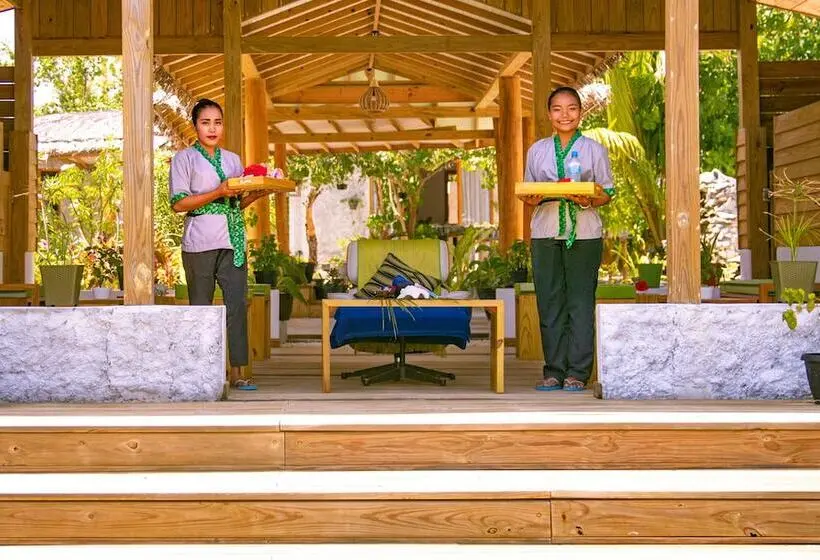 هتل South Palm Resort Maldives