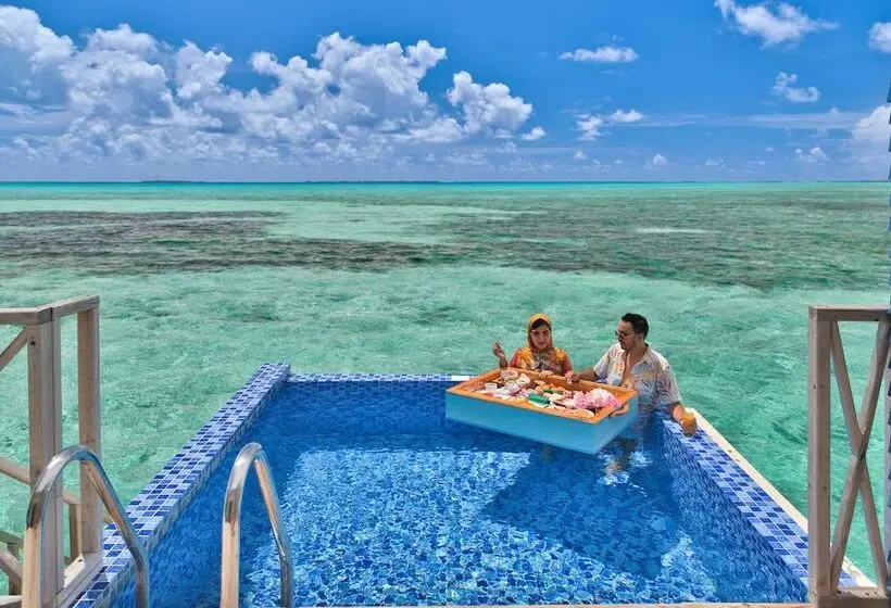 هتل South Palm Resort Maldives
