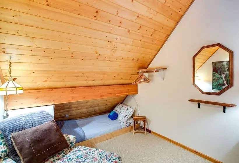 04sl   Hot Tub   Bbq   Pets Ok   Sleeps 5