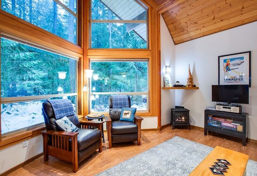 04sl   Hot Tub   Bbq   Pets Ok   Sleeps 5