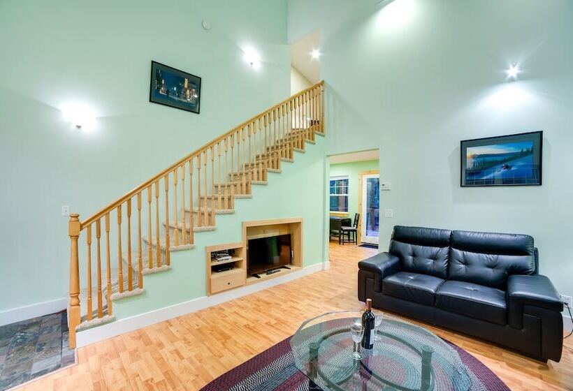 12gs   Bbq   Wifi   Dishwasher   Sleeps 4