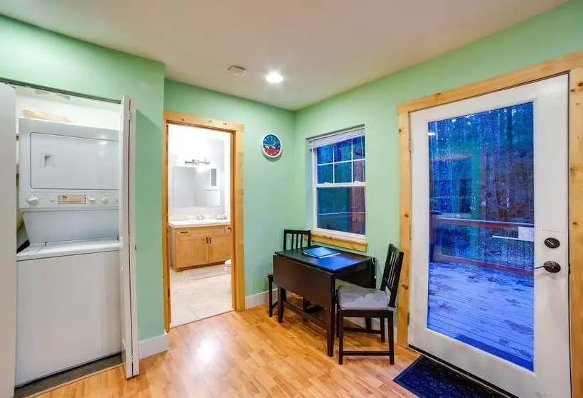 12gs   Bbq   Wifi   Dishwasher   Sleeps 4