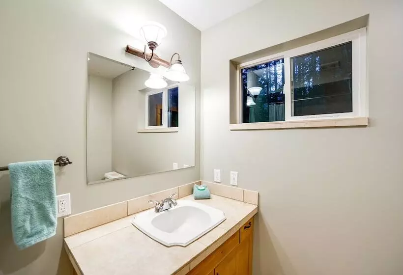12gs   Bbq   Wifi   Dishwasher   Sleeps 4