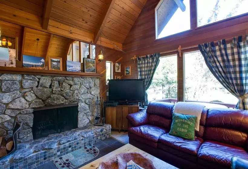 53mbr   Hot Tub   Wi Fi   Sleeps 6