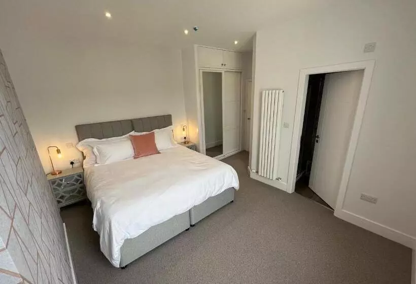 ベッドアンドブレックファースト Carrick Rooms