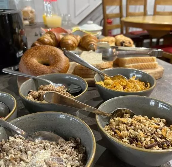 ベッドアンドブレックファースト Carrick Rooms