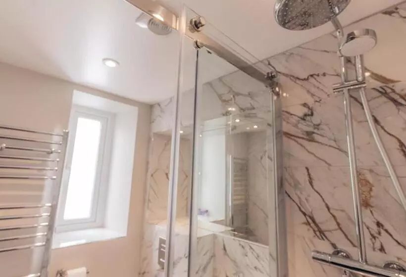 ベッドアンドブレックファースト Carrick Rooms