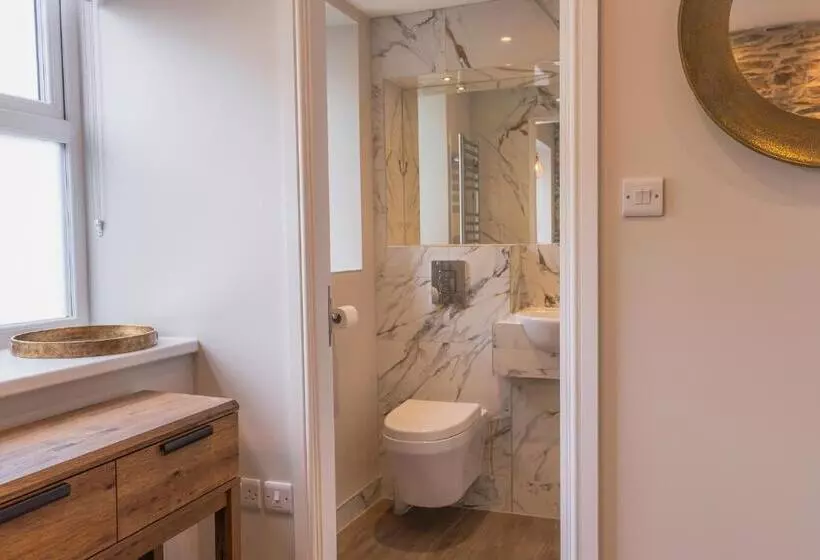 ベッドアンドブレックファースト Carrick Rooms