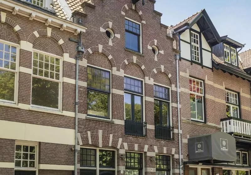 ホテル Bloemendaal Suites