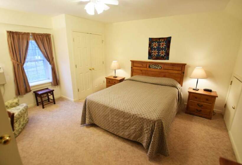 ホテル Graves Mountain Farm & Lodges