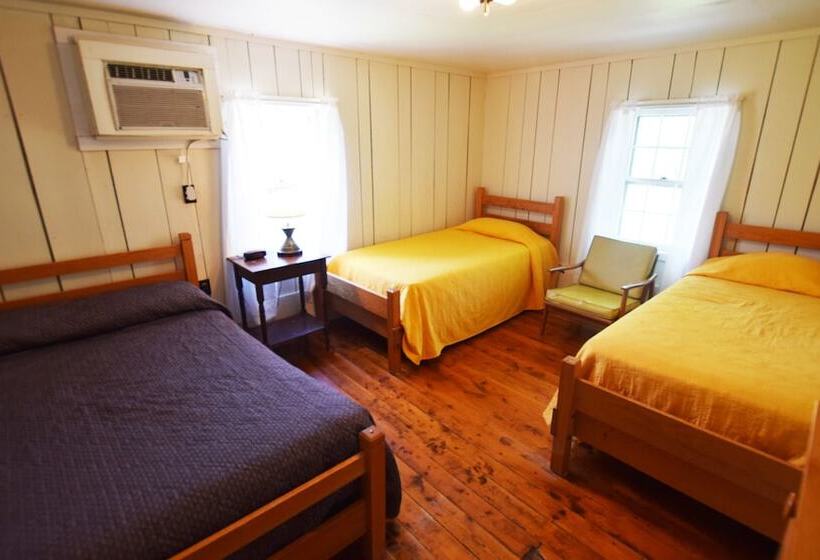 ホテル Graves Mountain Farm & Lodges