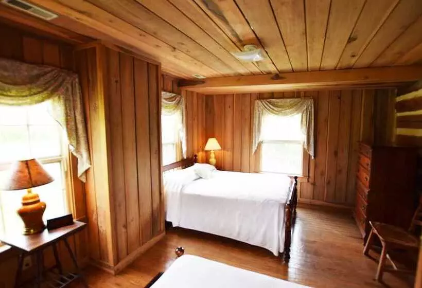 Hotelli Graves Mountain Farm & Lodges