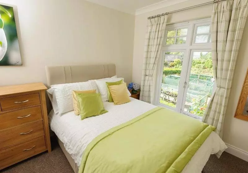 ホテル Milntown Self Catering Apartments