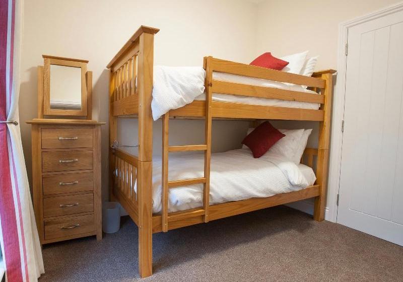 בית מלון כפרי Milntown Self Catering Apartments