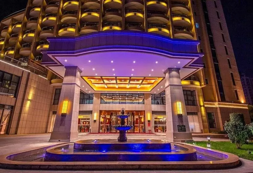 هتل Ramada By Wyndham Kunming Yiliang
