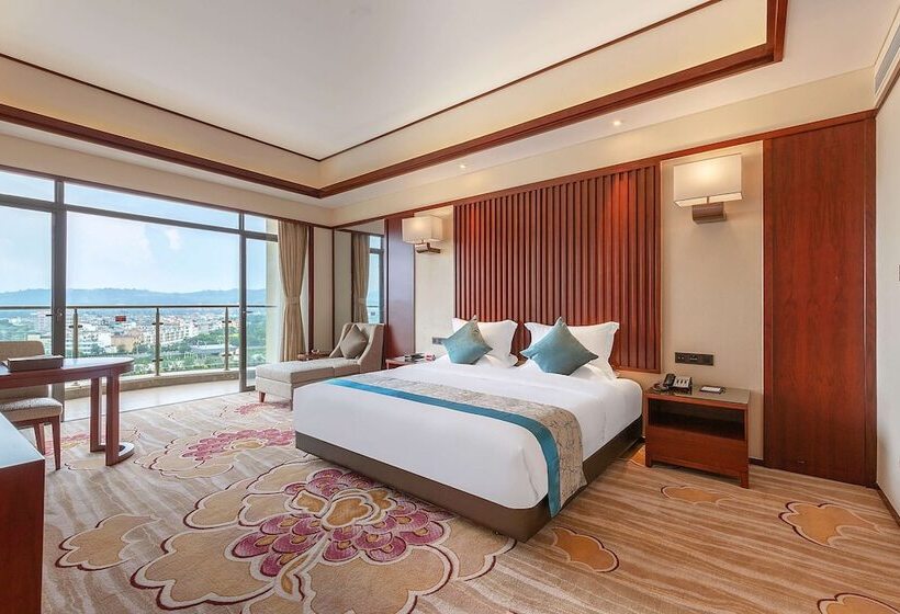 Hotel Ramada By Wyndham Kunming Yiliang