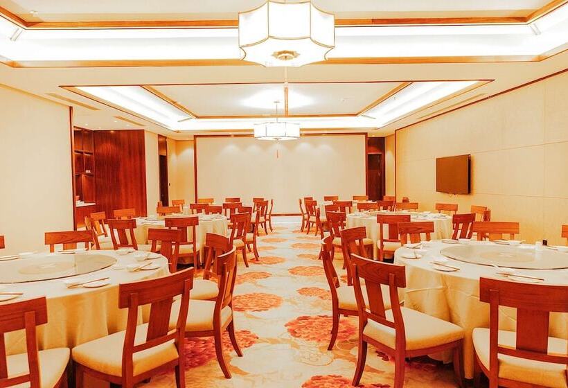 Hotel Ramada By Wyndham Kunming Yiliang