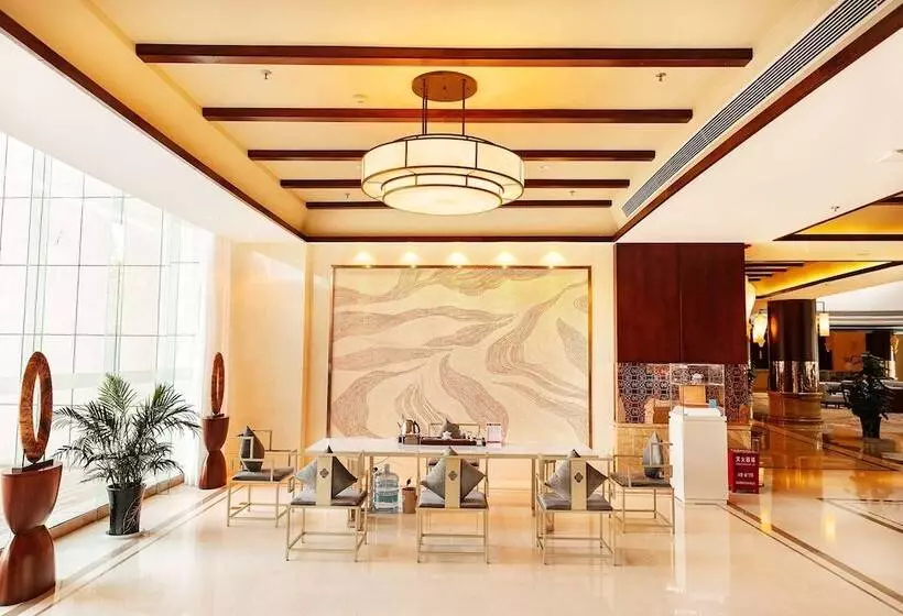 هتل Ramada By Wyndham Kunming Yiliang