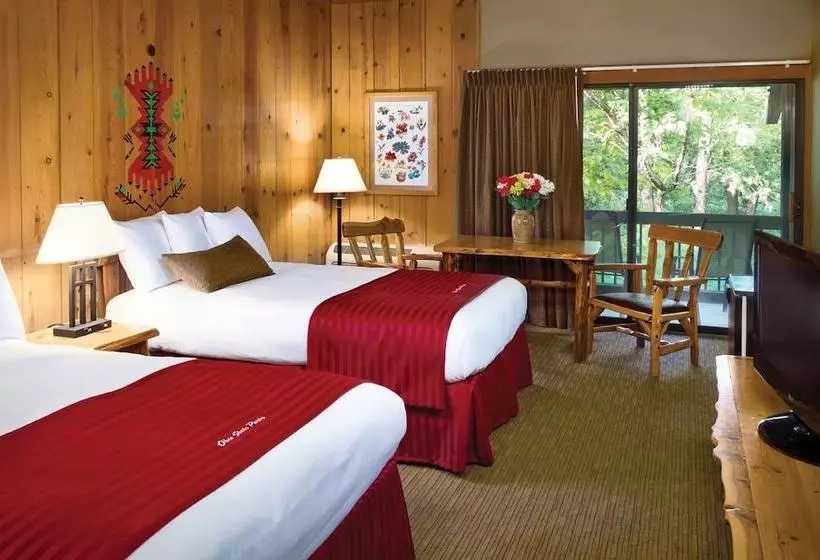 Hotelli Shawnee Lodge & Conference Center