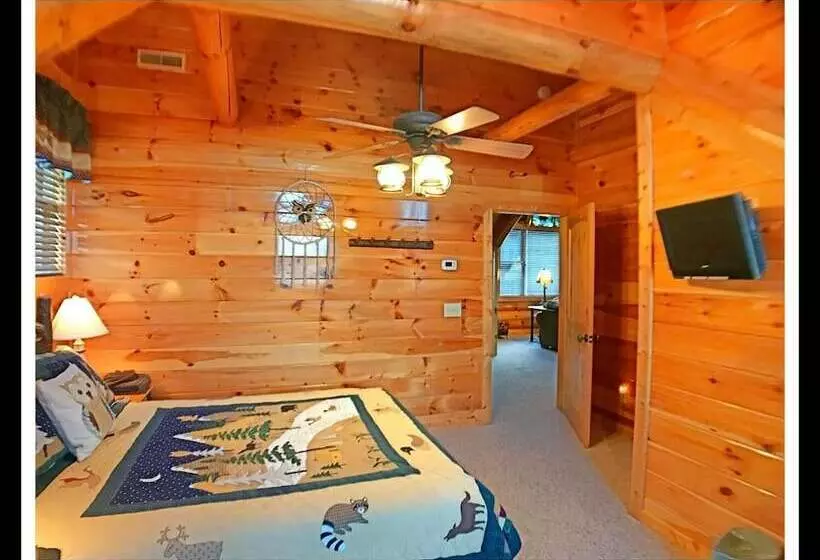 ホテル Soaring Eagle Lodge