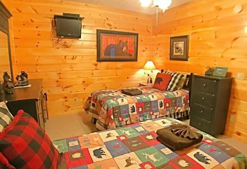 ホテル Soaring Eagle Lodge