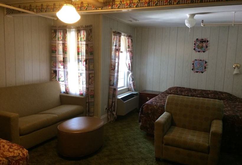 酒店 The  Conneaut