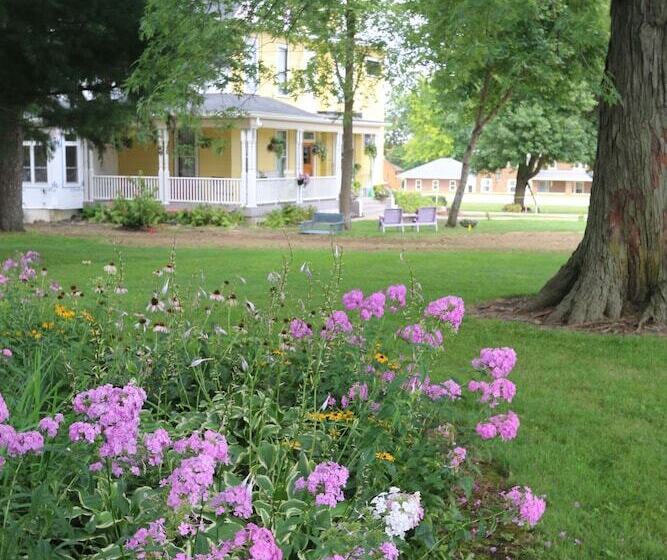 Lavender Fields Inn B&b