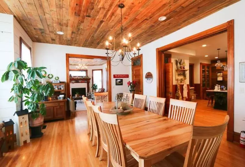 Lavender Fields Inn B&b