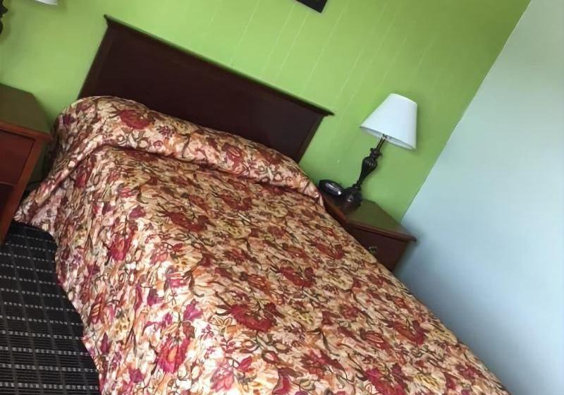 فندق على الطريق Economy Inn